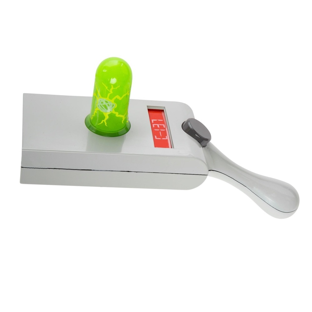 Rick and morty cosplay portal gun